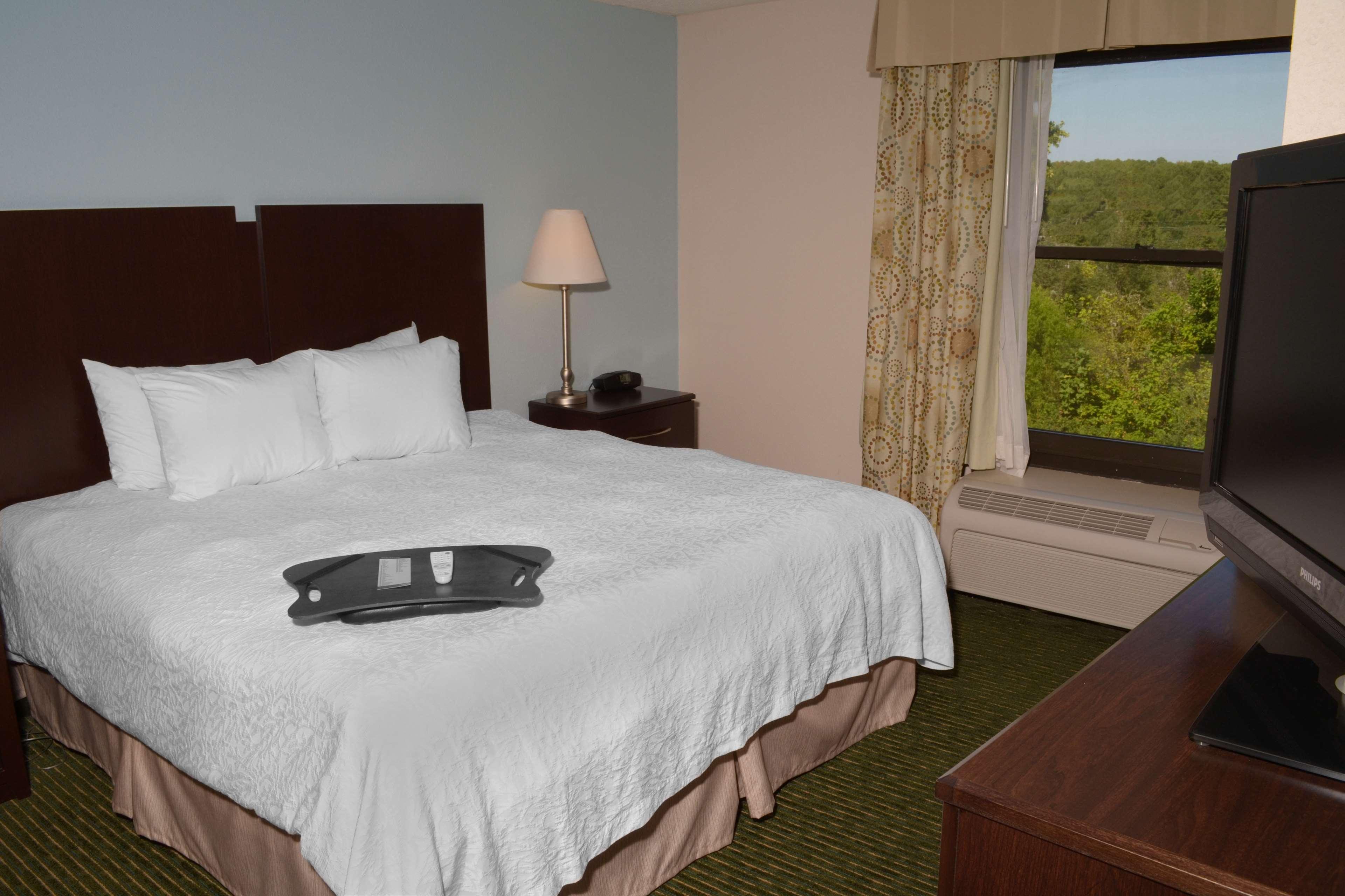 Hampton Inn Sanford Bagian luar foto