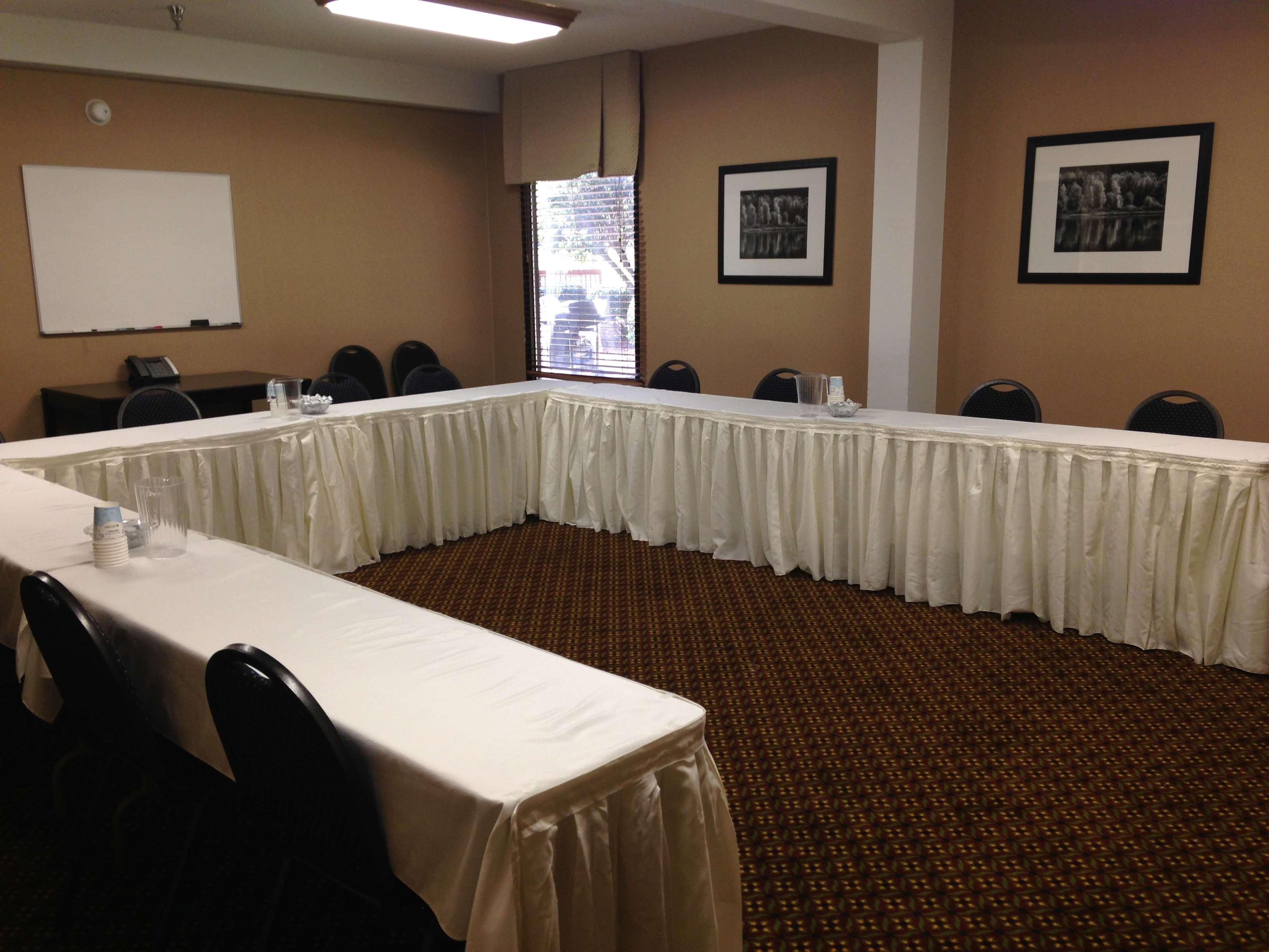 Hampton Inn Sanford Bagian luar foto