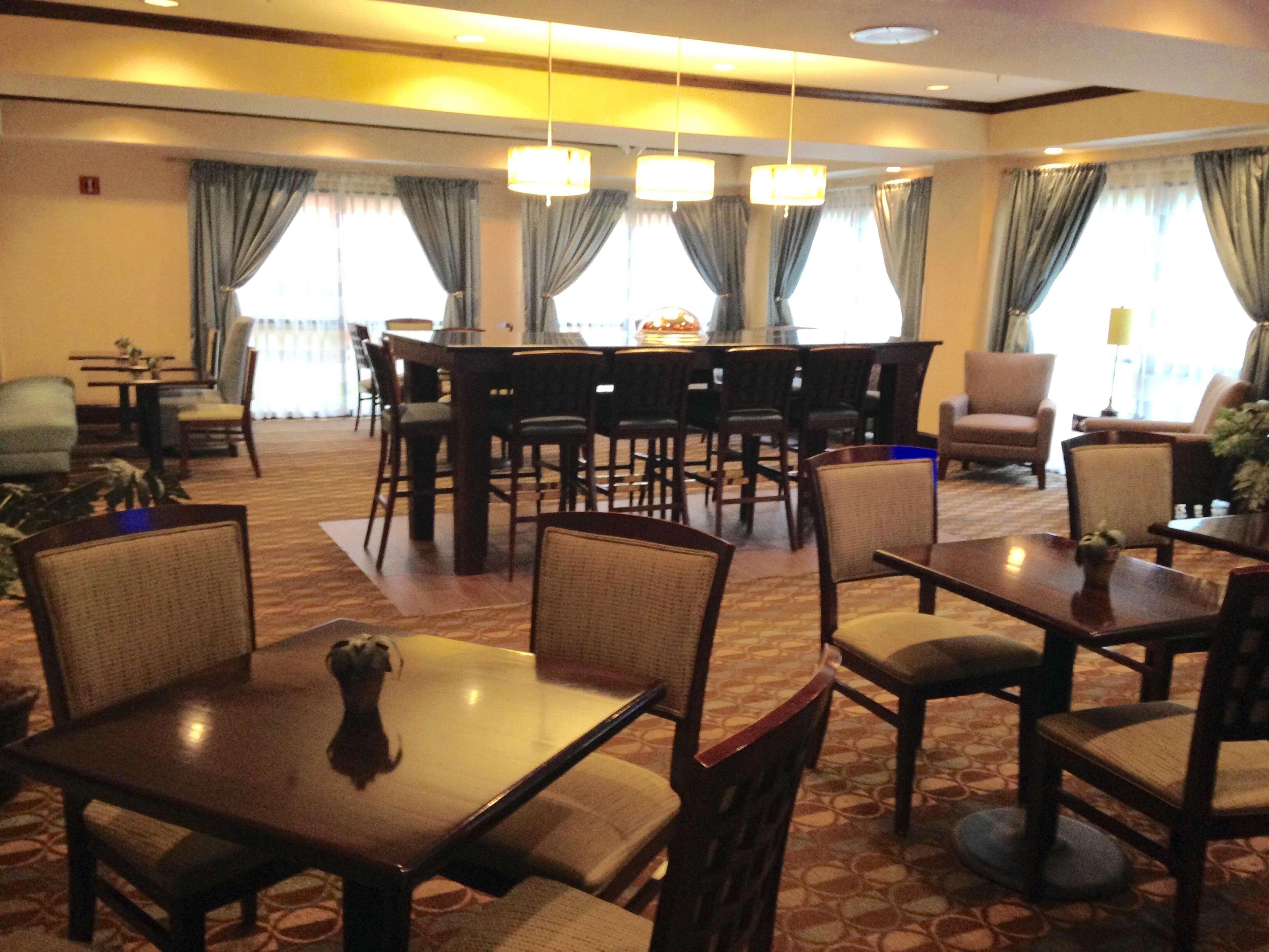 Hampton Inn Sanford Bagian luar foto