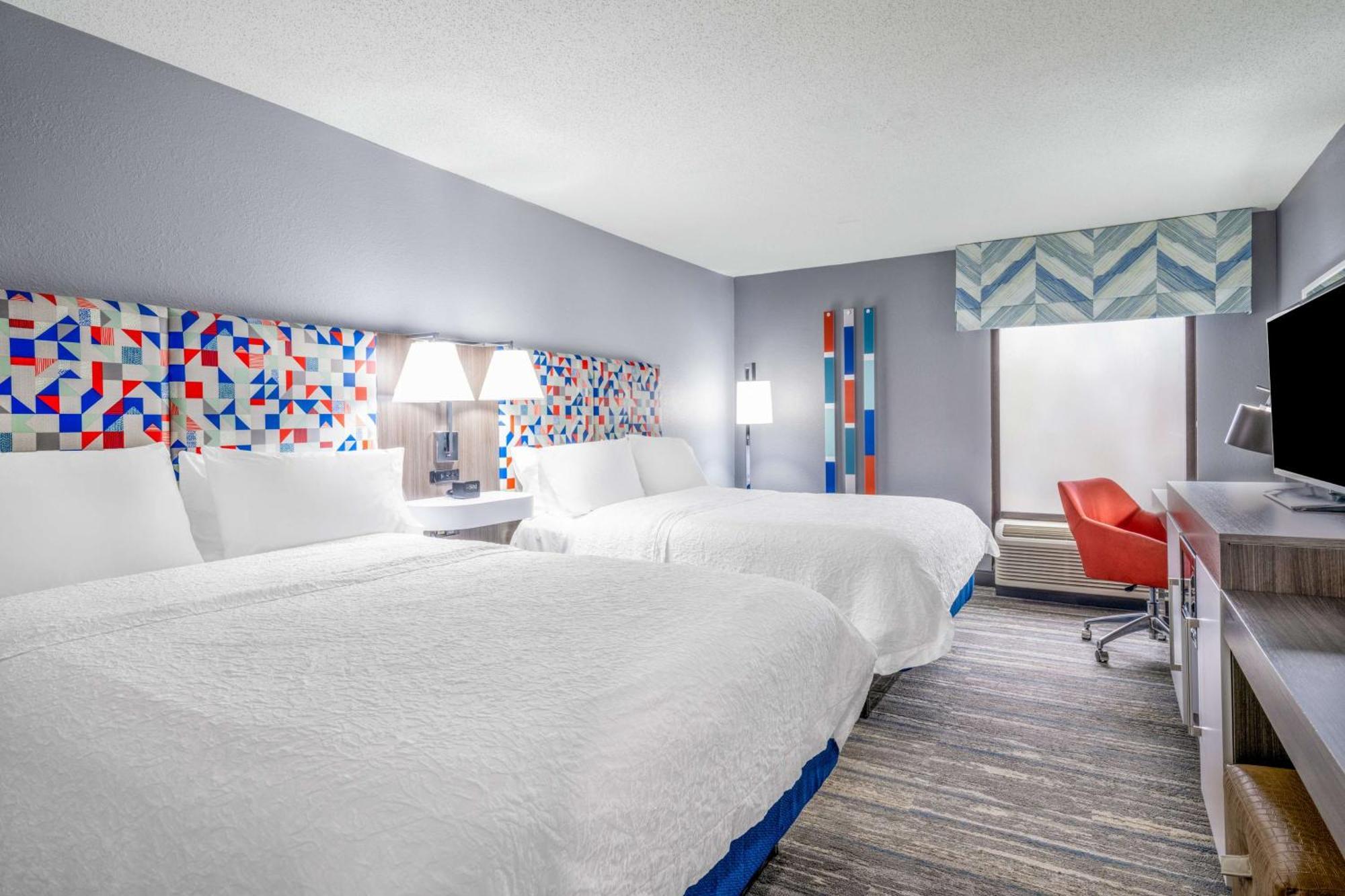 Hampton Inn Sanford Bagian luar foto