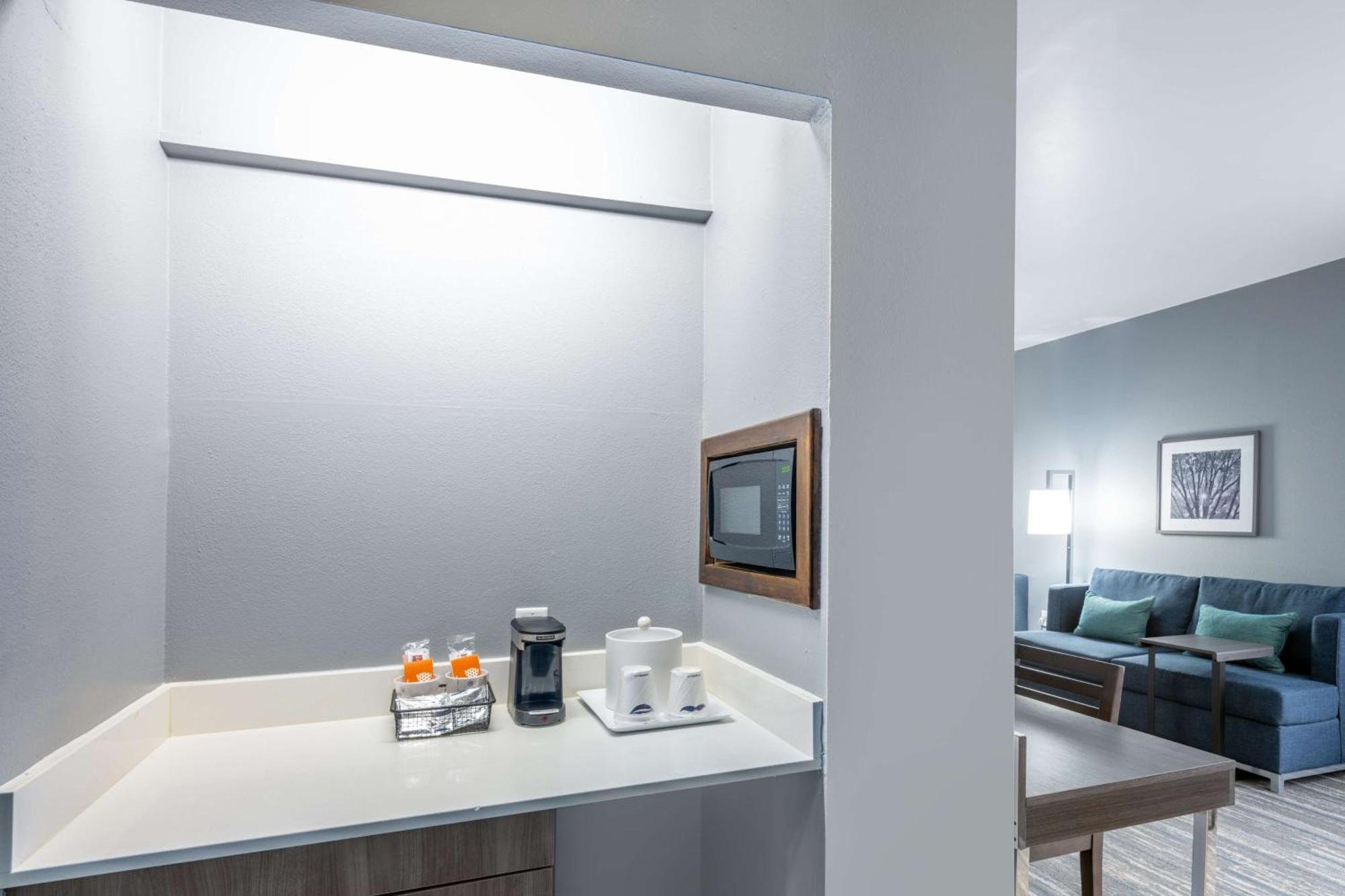Hampton Inn Sanford Bagian luar foto